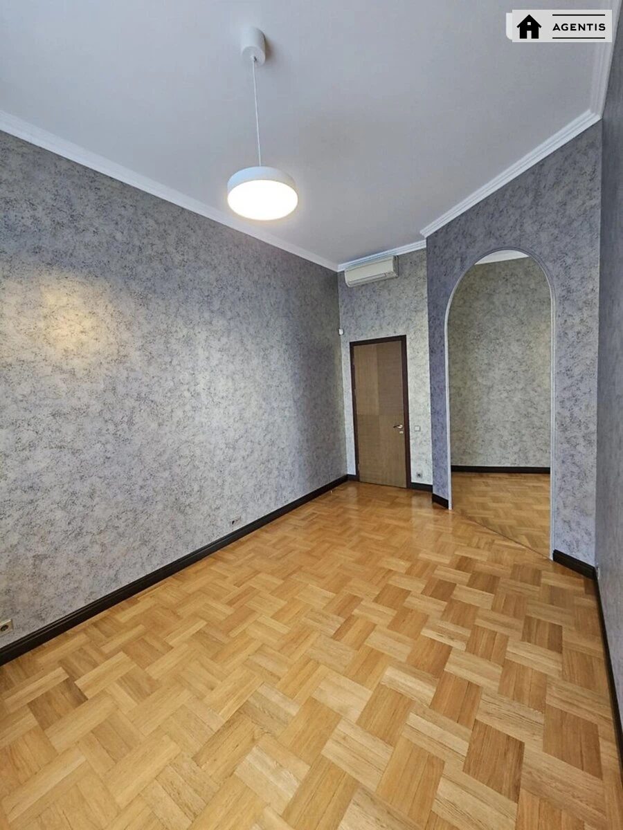 Apartment for rent 4 rooms, 180 m², 6th fl./6 floors. 26, Velyka Vaselkivska 26, Kyiv. 