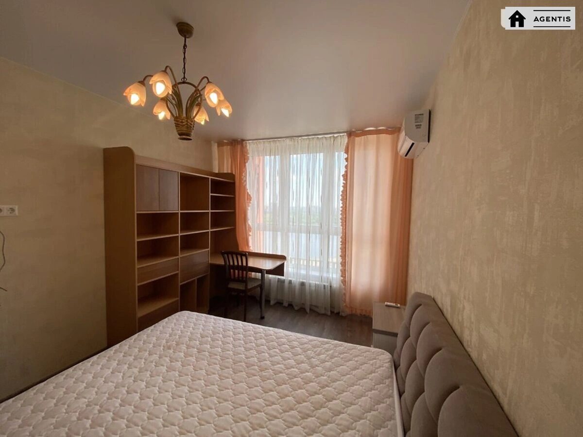 Сдам квартиру 1 комната, 43 m², 18 эт./26 этажей. 27, Набережно-Рибальська вул., Киев. 