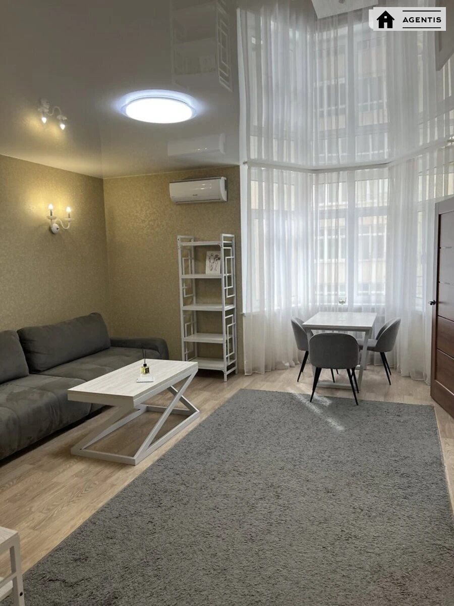 Сдам квартиру 2 комнаты, 55 m², 5 эт./26 этажей. 37, Митрополита Василя Липківського вул. (Урицького), Киев. 