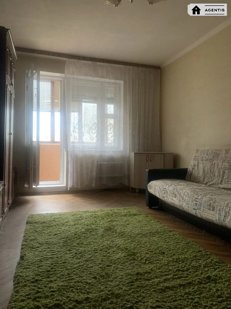 Здам квартиру 2 кімнати, 52 m², 7 пов./10 поверхів. 6, Тростянецька 6, Київ. 