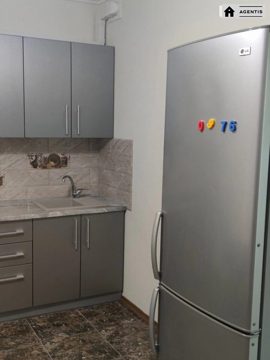 Здам квартиру 1 кімната, 48 m², 5 пов./16 поверхів. 13, Деміївська 13, Київ. 