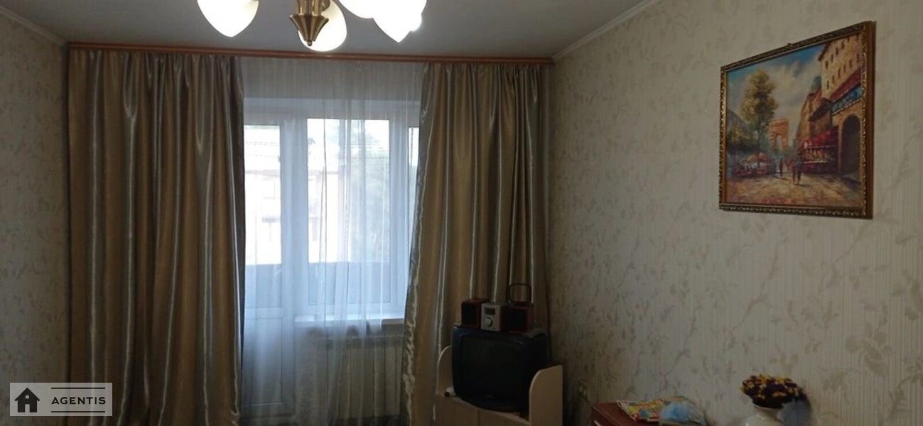 Здам квартиру 2 кімнати, 45 m², 5 пов./5 поверхів. Світла, Київ. 