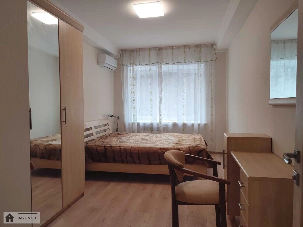 Здам квартиру 2 кімнати, 50 m², 2 пов./9 поверхів. 17, Авіаконструктора Антонова вул., Київ. 