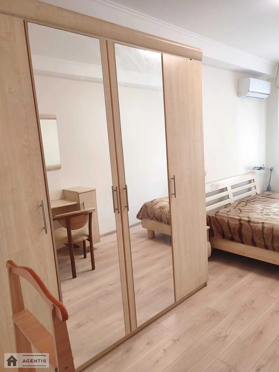 Здам квартиру 2 кімнати, 50 m², 2 пов./9 поверхів. 17, Авіаконструктора Антонова вул., Київ. 