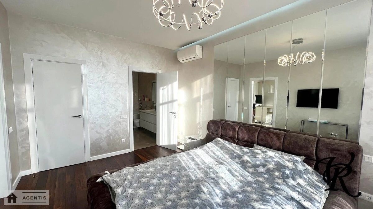 Сдам квартиру 2 комнаты, 95 m², 17 эт./28 этажей. 2, Болсуновська вул. (Сергія Струтинського), Киев. 