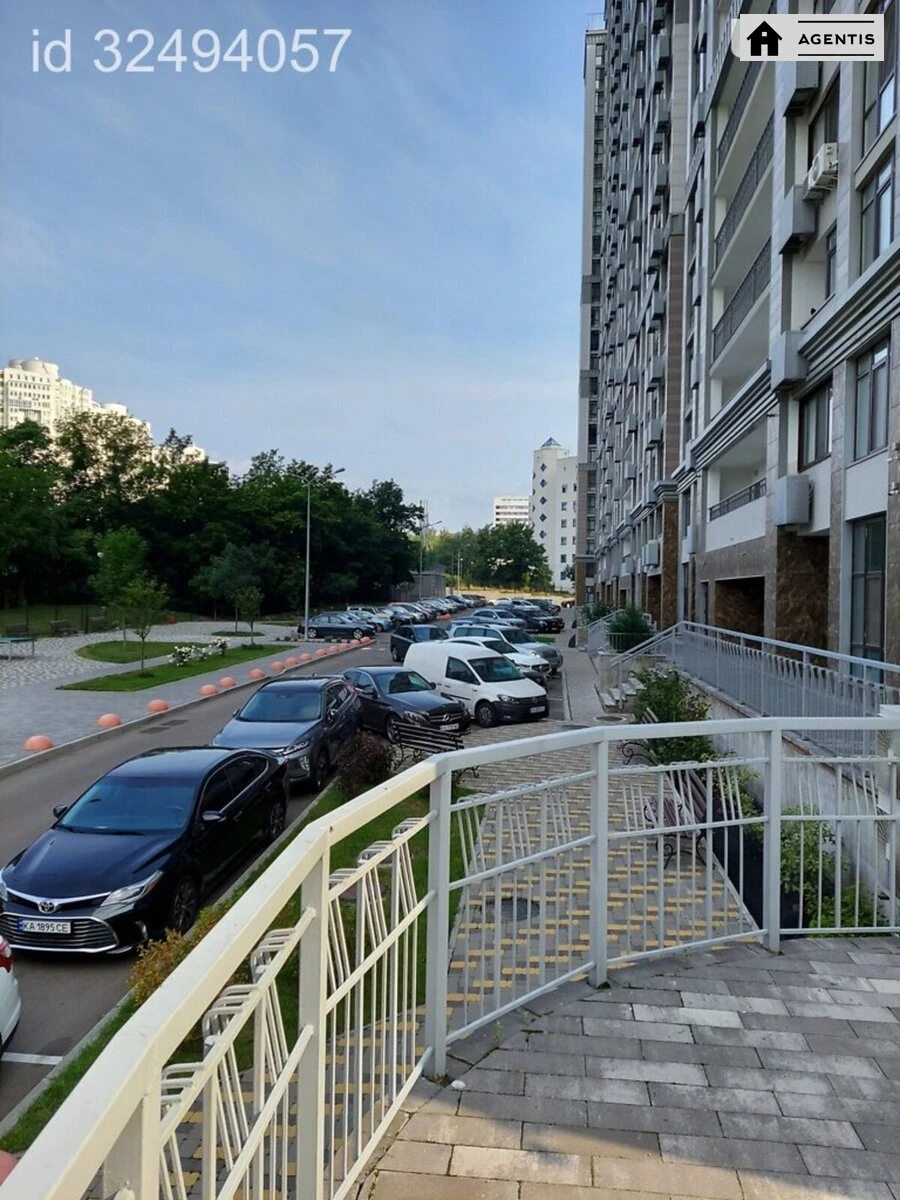 Apartment for rent 1 room, 50 m², 3rd fl./24 floors. 2, Kakhy Bendukidze vul., Kyiv. 