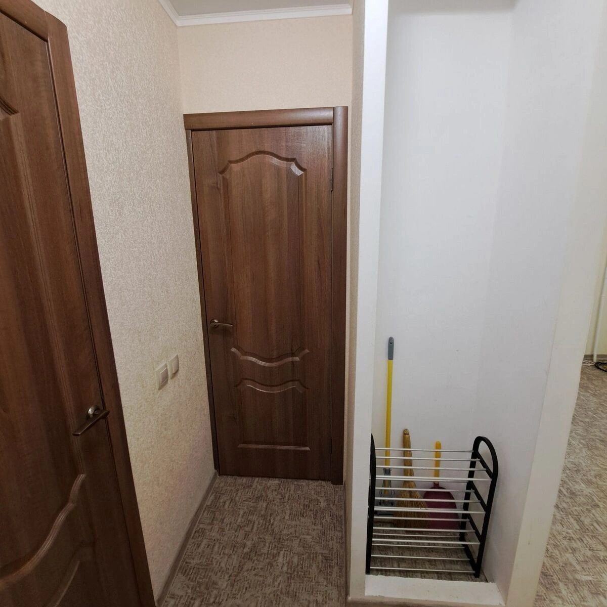 Apartments for sale 1 room, 21 m², 1st fl./9 floors. Serheya Sencheva ulytsa Vozdukhoflotskaya, Kropyvnytskyy. 