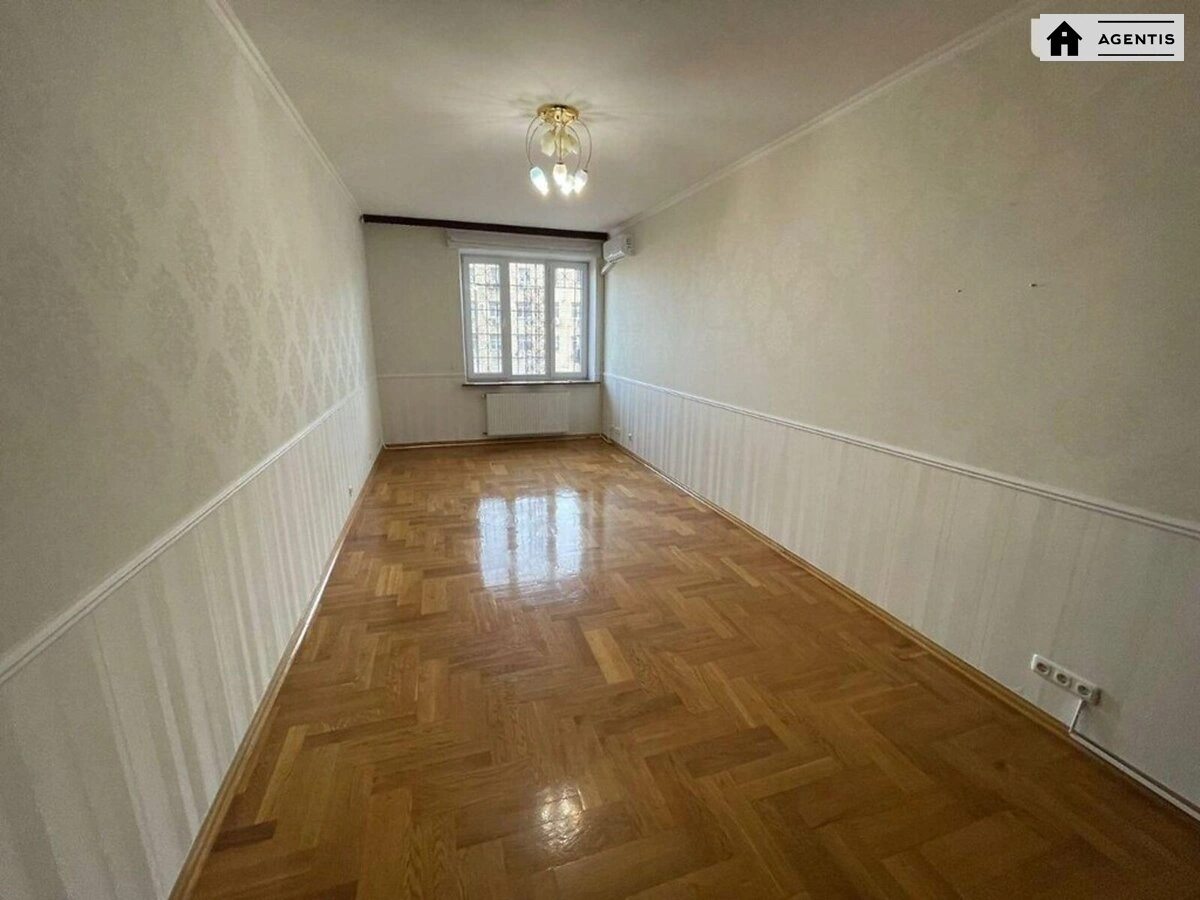 Apartment for rent 4 rooms, 220 m², 2nd fl./11 floors. 14, Patorzhynskogo 14, Kyiv. 