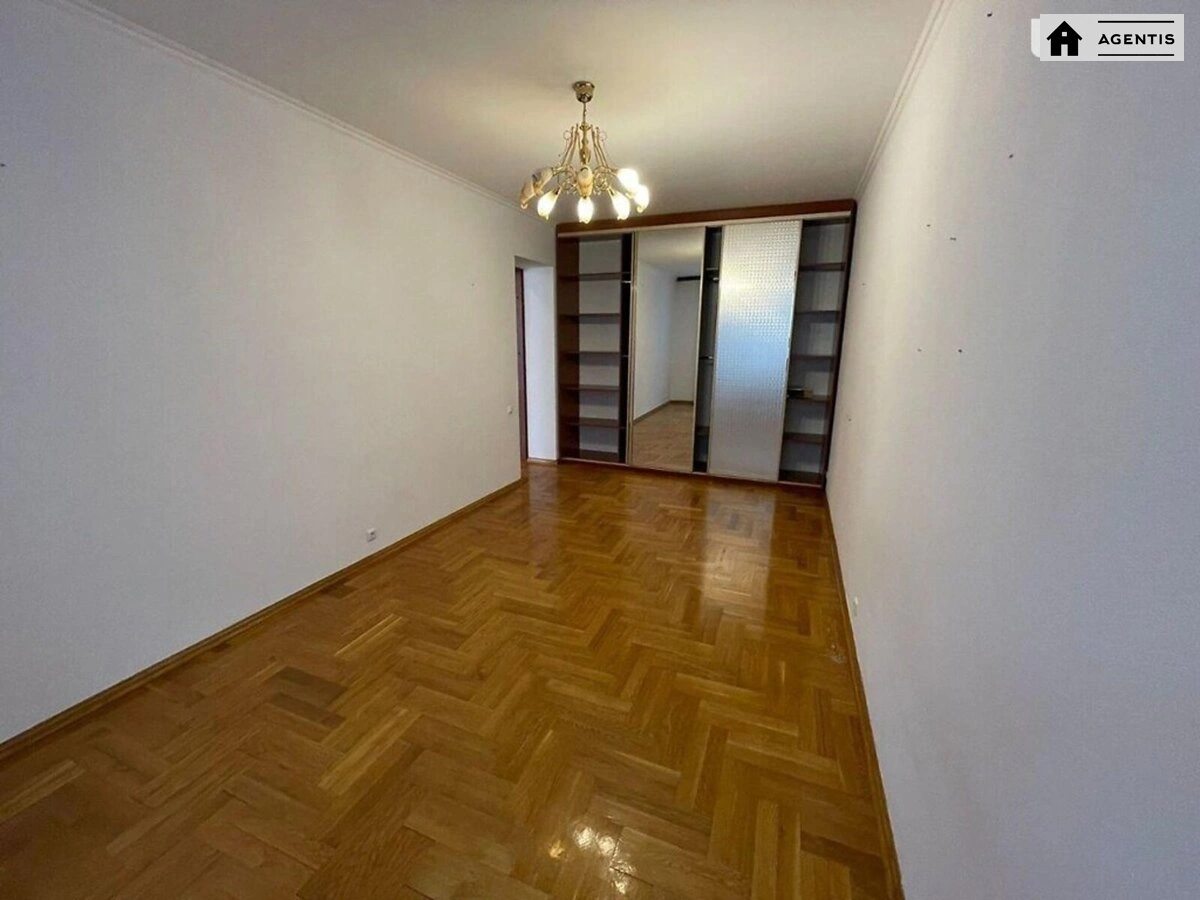 Apartment for rent 4 rooms, 220 m², 2nd fl./11 floors. 14, Patorzhynskogo 14, Kyiv. 