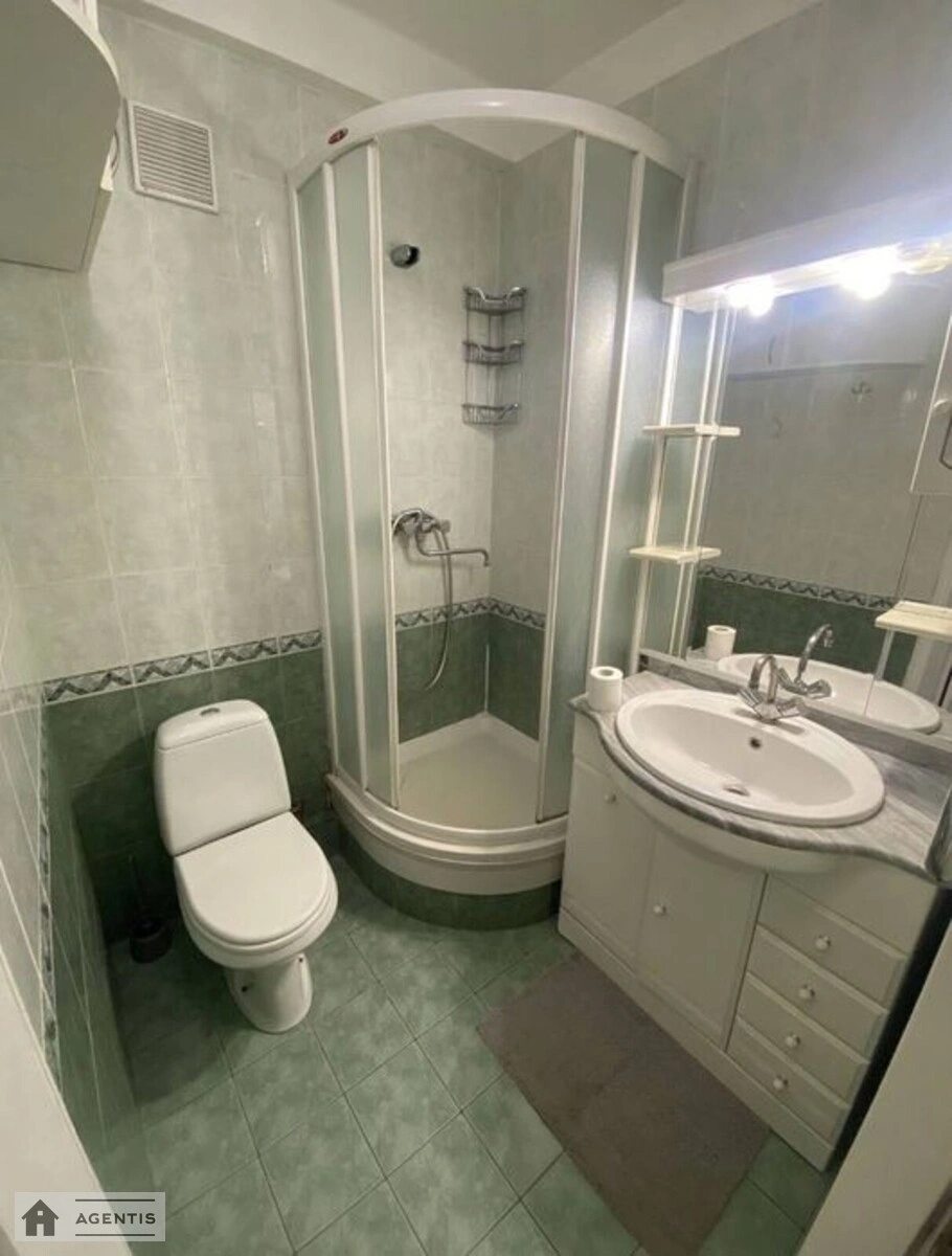 Apartment for rent 1 room, 28 m², 4th fl./5 floors. 12, Profesora Pidvysotskoho vul., Kyiv. 