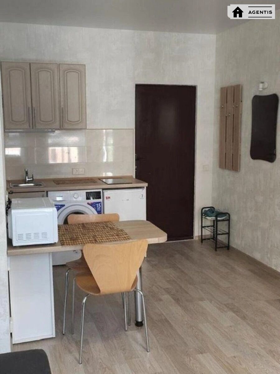 Сдам квартиру 1 комната, 21 m², 3 эт./24 этажа. 67, Берестейський просп. (Перемоги), Киев. 