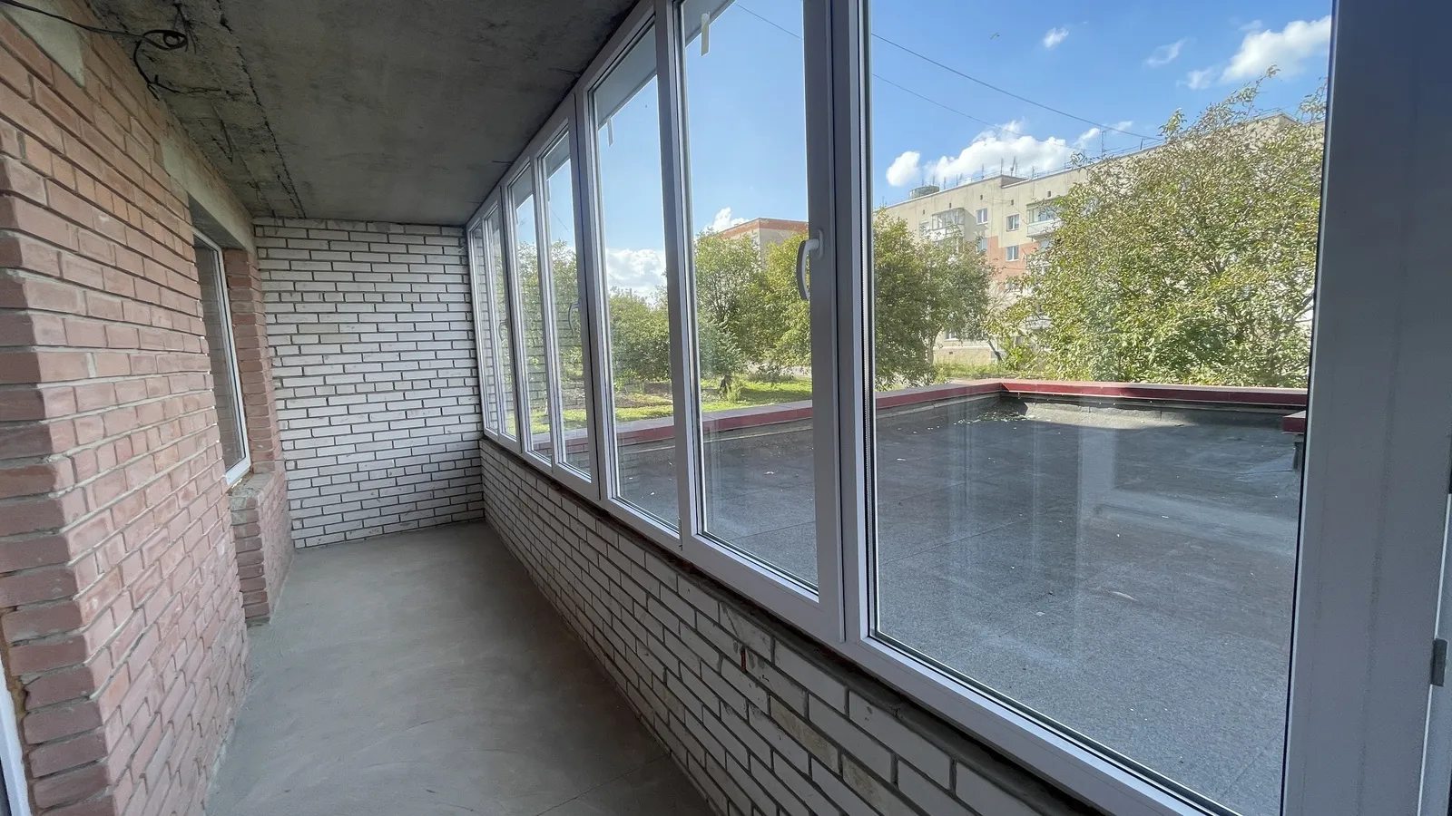 Продаж квартири 2 кімнати, 616 m², 1 пов./5 поверхів. Стуса В. вул , Великая Березовица. 