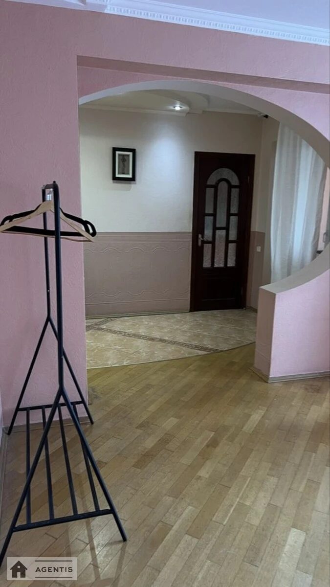 Здам квартиру 3 кімнати, 110 m², 4 пов./16 поверхів. 37, Михайла Котельникова вул., Київ. 