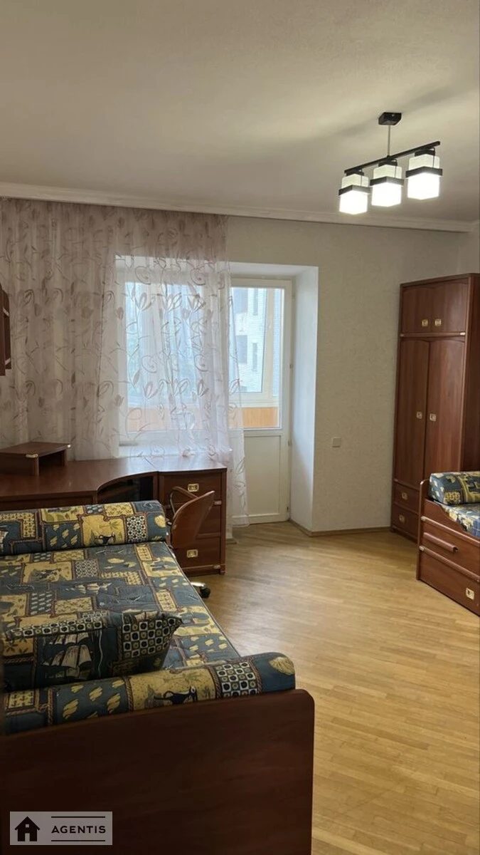 Здам квартиру 3 кімнати, 110 m², 4 пов./16 поверхів. 37, Михайла Котельникова вул., Київ. 