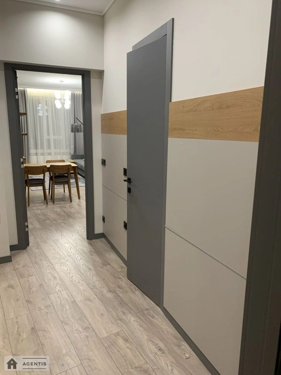 Сдам квартиру 1 комната, 62 m², 6 эт./23 этажа. 28, Василя Тютюнника вул. (Анрі Барбюса), Киев. 