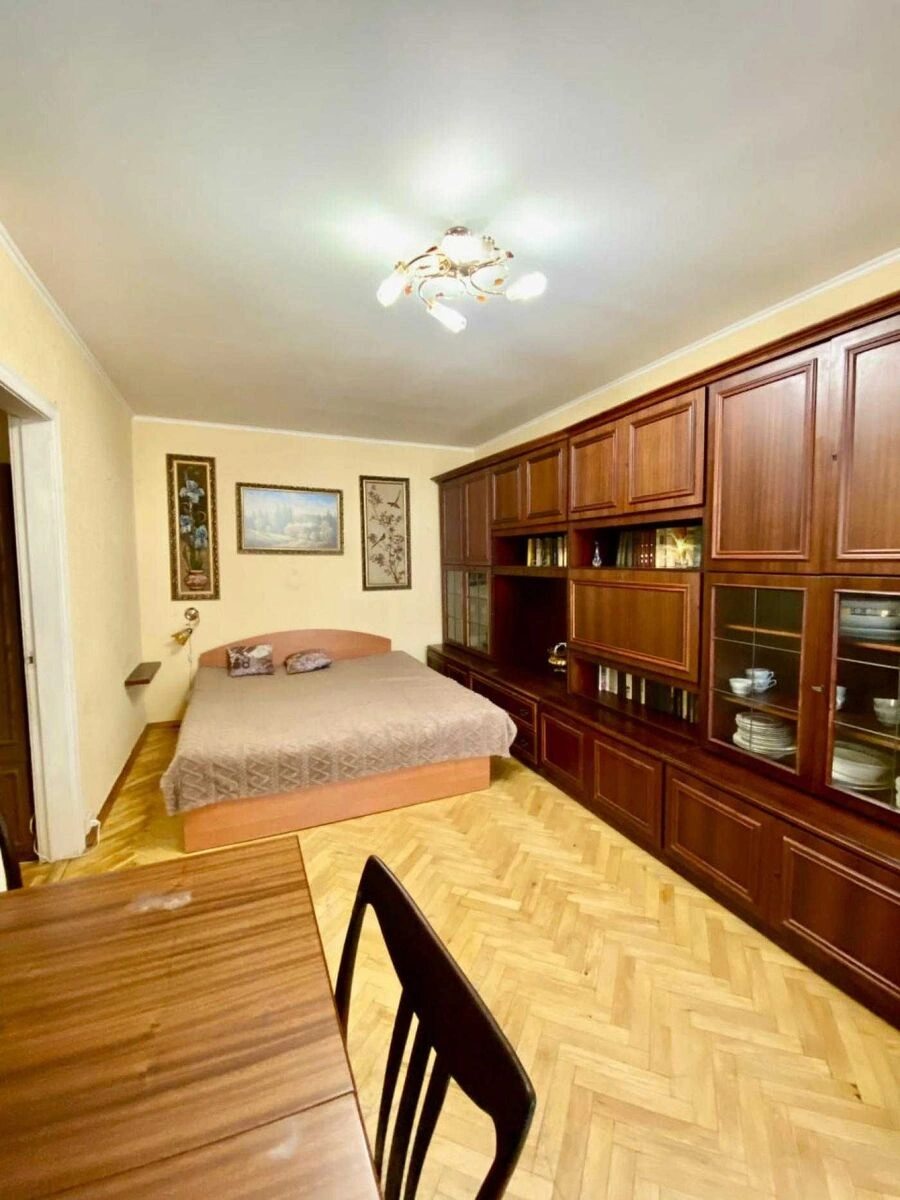 Apartment for rent 2 rooms, 45 m², 1st fl./14 floors. 3, Andriya Malyshka vul., Kyiv. 