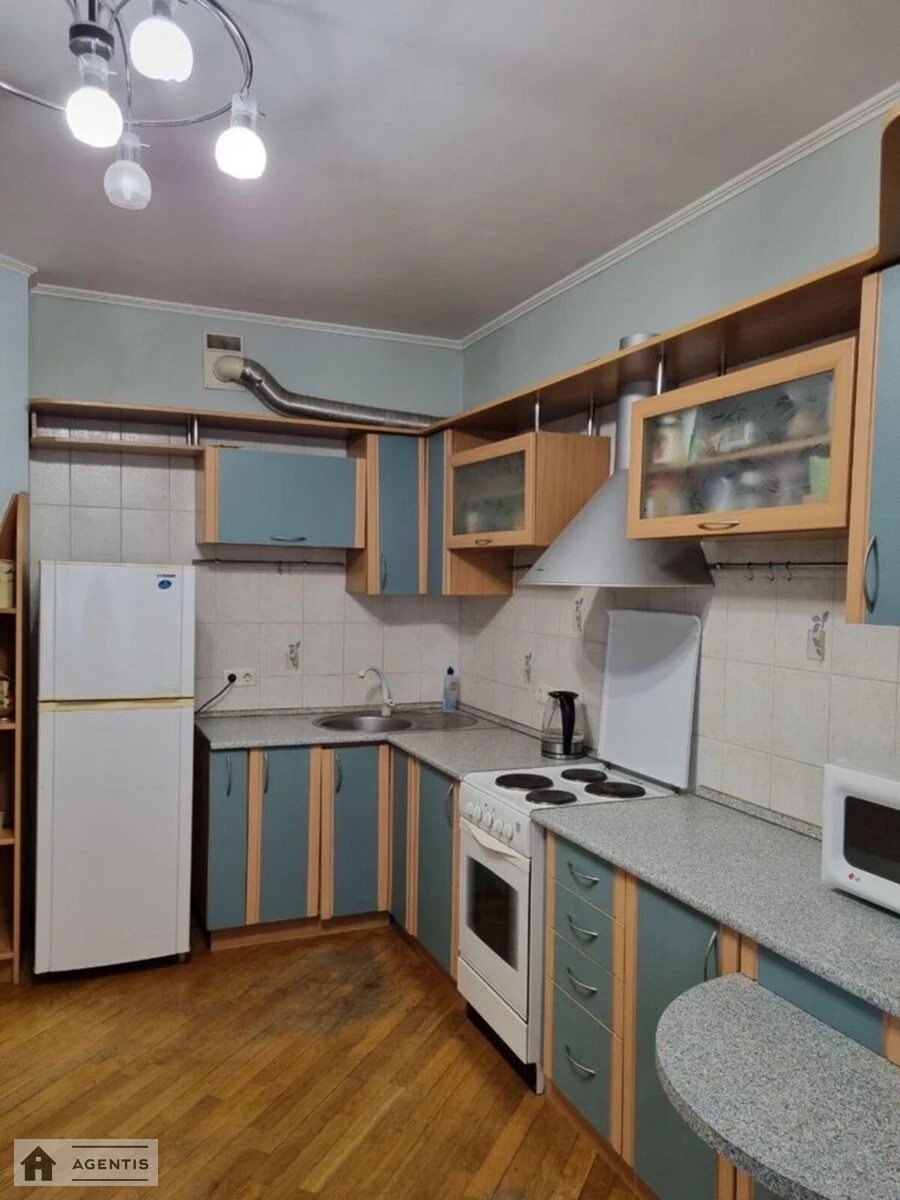 Apartment for rent 2 rooms, 72 m², 15th fl./16 floors. 2, Knyazhiy Zaton 2, Kyiv. 