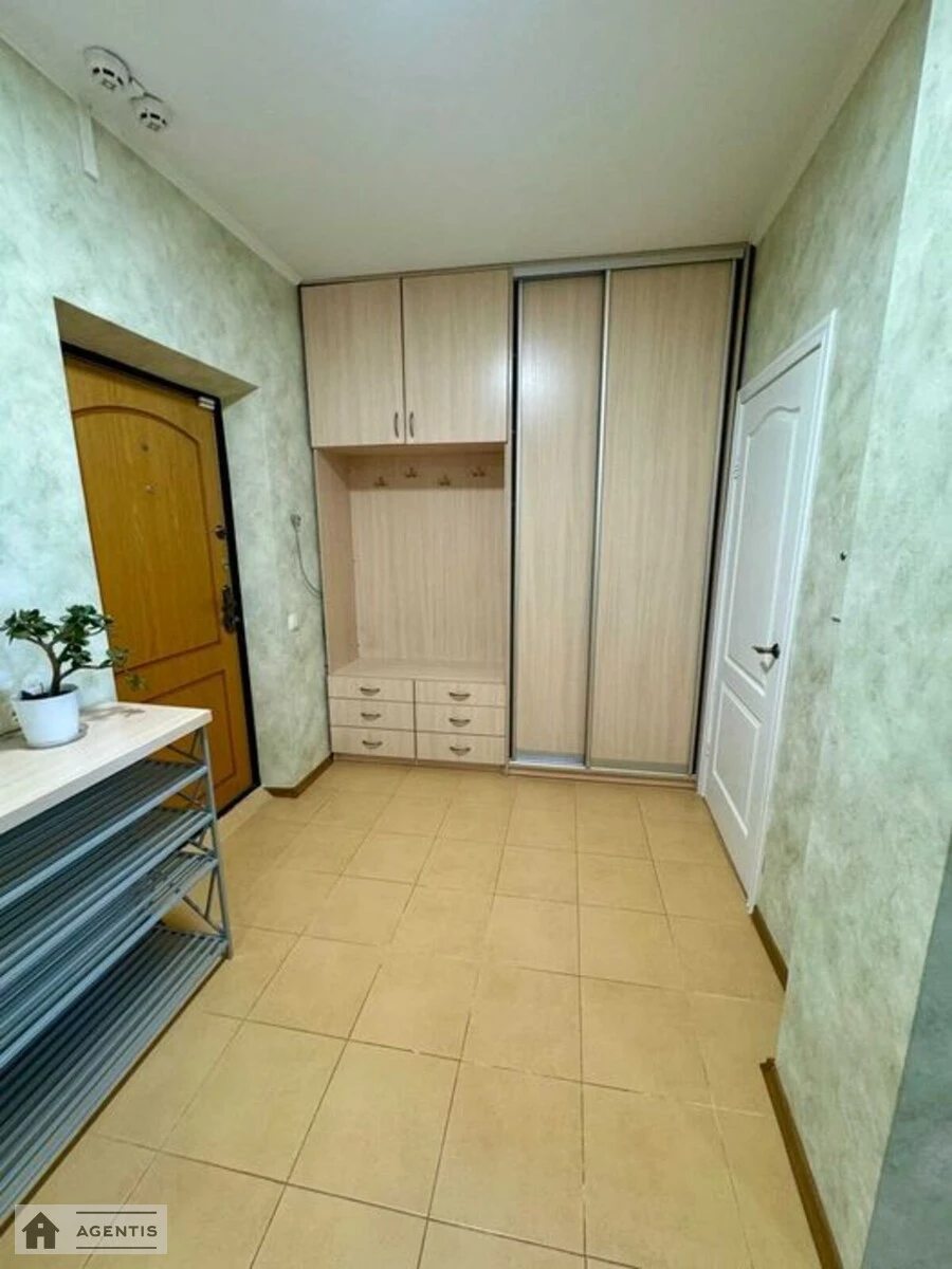 Apartment for rent 1 room, 49 m², 8th fl./15 floors. 33, Kubanskoyi Ukrayiny vul. Marshala Zhukova, Kyiv. 