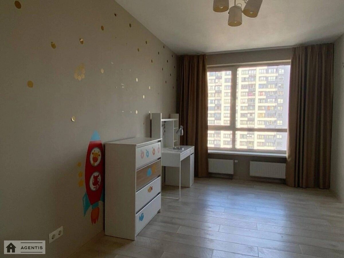 Apartment for rent 3 rooms, 125 m², 17th fl./25 floors. 1, Mykoly Bazhana prosp., Kyiv. 