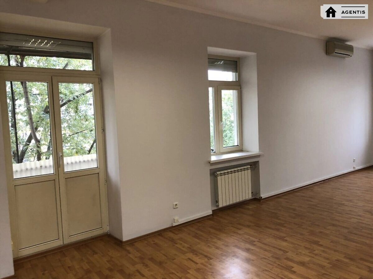 Apartment for rent 5 rooms, 80 m², 5th fl./5 floors. 34, Shota Rustaveli vul., Kyiv. 