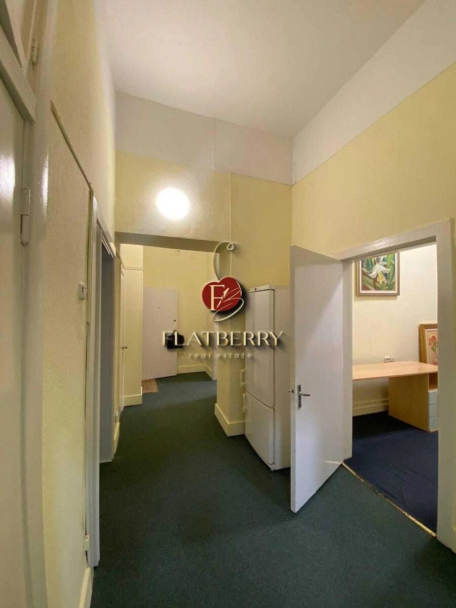 Office for sale 80 m², 3rd fl.. 18, Prorizna 18, Kyiv. 