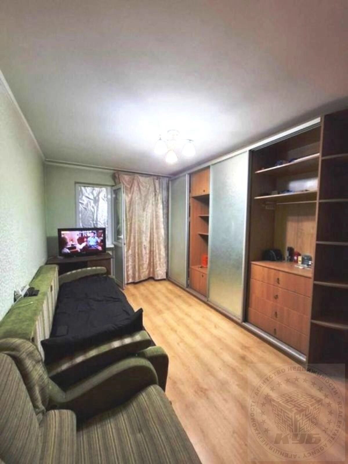 Apartments for sale 2 rooms, 46 m², 5th fl./9 floors. 38, Garmatna 38, Kyiv. 