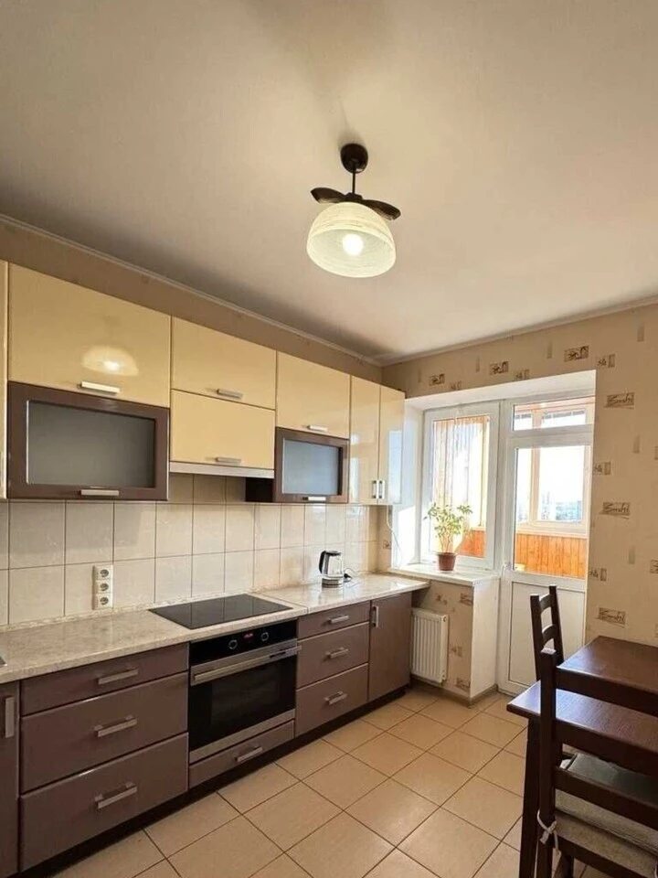 Сдам квартиру 1 комната, 36 m², 15 эт./23 этажа. 66, Мудрака , Киев. 