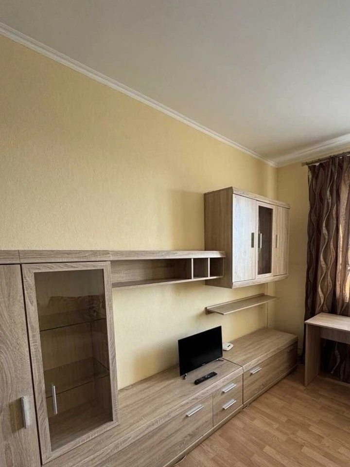 Сдам квартиру 1 комната, 36 m², 15 эт./23 этажа. 66, Мудрака , Киев. 