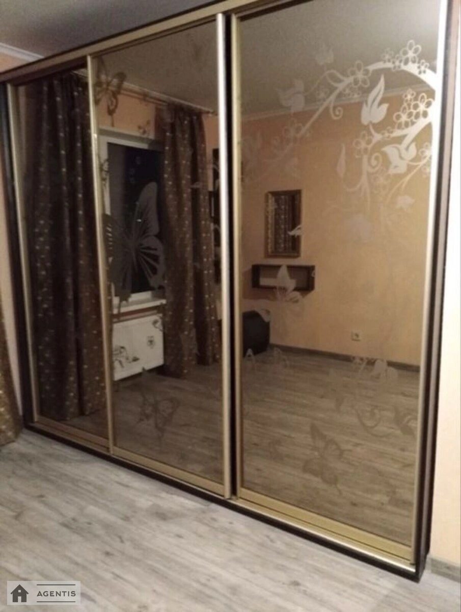 Apartment for rent 1 room, 38 m², 20th fl./25 floors. Borysa Hmyri vul., Kyiv. 