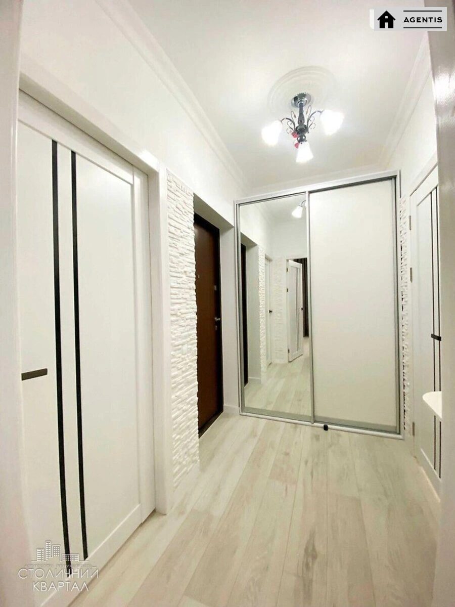 Apartment for rent 1 room, 42 m², 17th fl./24 floors. 56, Povitryanykh Syl prosp. Povitroflotskyy, Kyiv. 