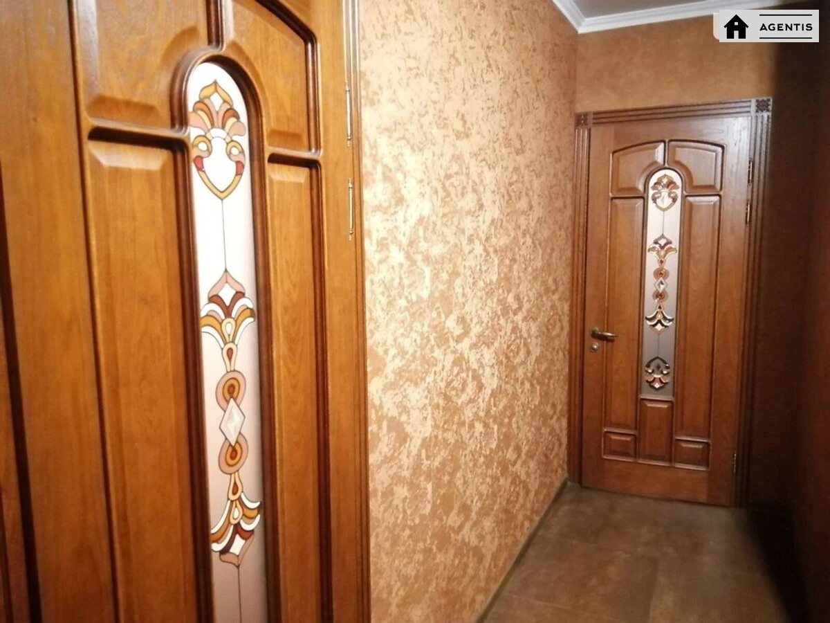 Apartment for rent 2 rooms, 67 m², 19th fl./25 floors. 1, Zarichna 1, Kyiv. 