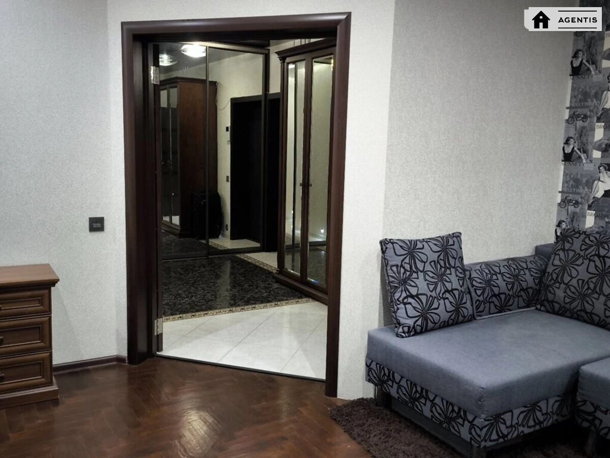 Apartment for rent 2 rooms, 76 m², 11th fl./24 floors. 4, Mykoly Amosova vul., Kyiv. 