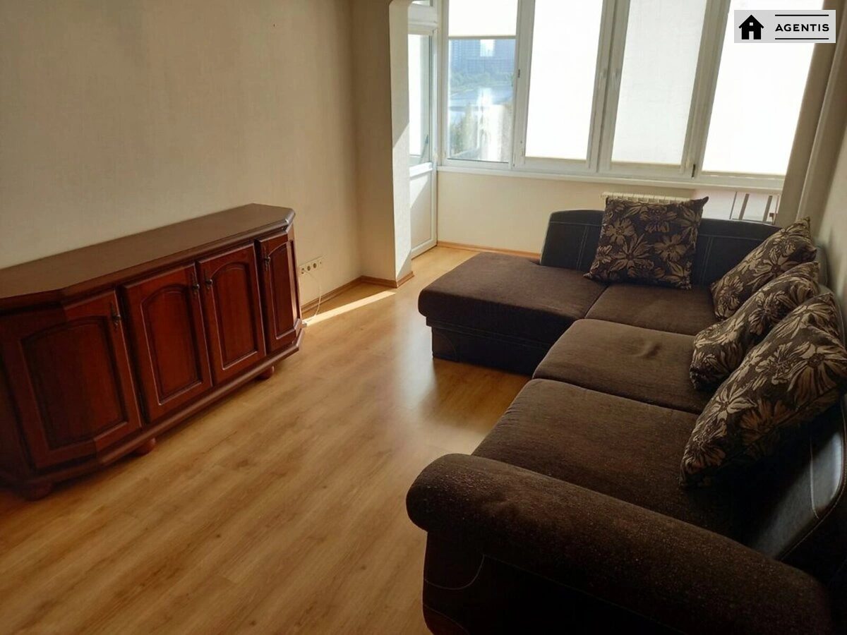 Apartment for rent 2 rooms, 56 m², 7th fl./9 floors. 45, Entuziastiv 45, Kyiv. 