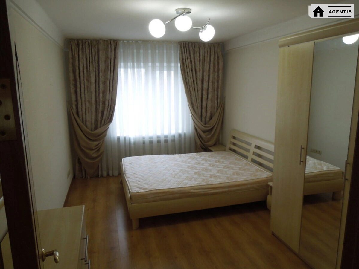 Apartment for rent 2 rooms, 56 m², 7th fl./9 floors. 45, Entuziastiv 45, Kyiv. 