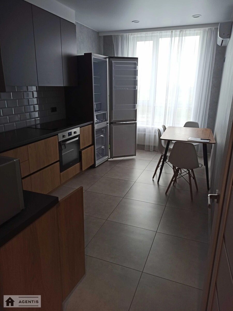 Apartment for rent 1 room, 40 m², 9th fl./21 floors. 1, Stolychne 1, Kyiv. 