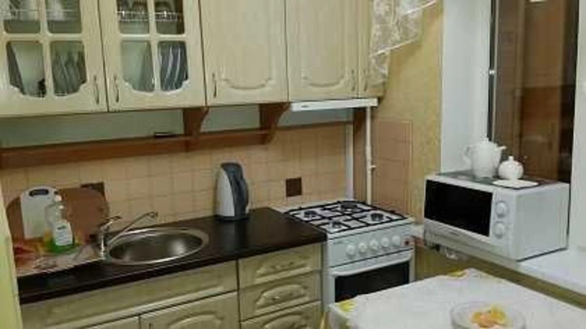 Apartment for rent 1 room, 35 m², 9th fl./9 floors. 16, Obolonskiy 16, Kyiv. 