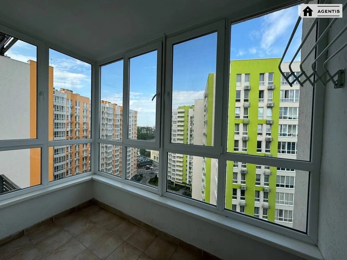 Apartment for rent 1 room, 50 m², 14th fl./16 floors. 67, Beresteyskyy prosp. Peremohy, Kyiv. 