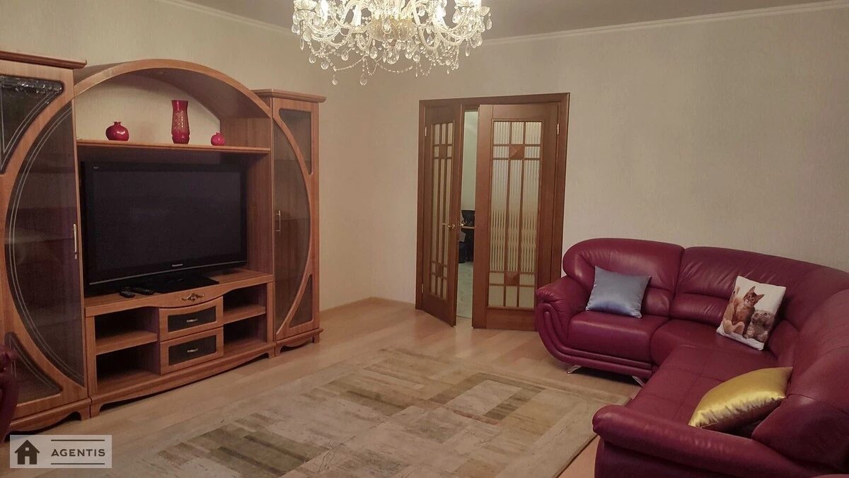 Apartment for rent 2 rooms, 90 m², 17th fl./24 floors. 1, Sribnokilska 1, Kyiv. 