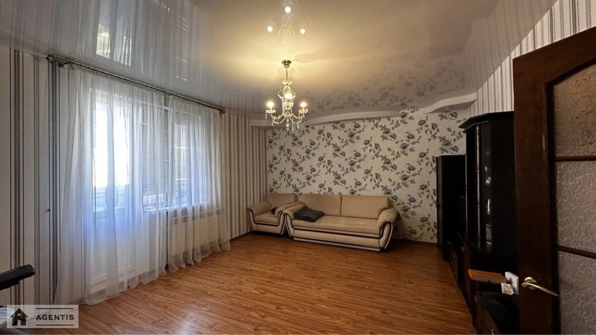 Сдам квартиру 2 комнаты, 72 m², 13 эт./15 этажей. 14, Миколи Руденка бульв. (Кольцова), Киев. 