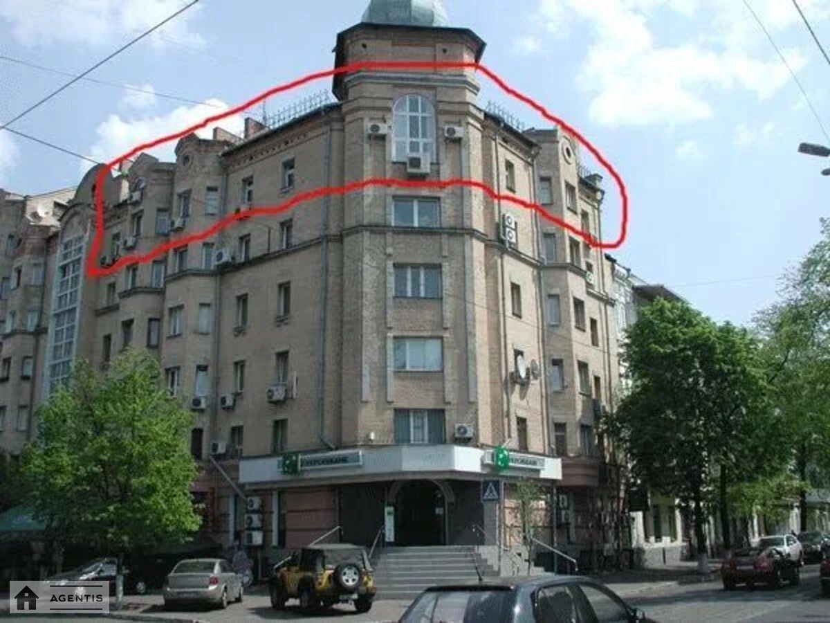 Сдам квартиру 2 комнаты, 120 m², 6 эт./6 этажей. 34, Константиновская 34, Киев. 