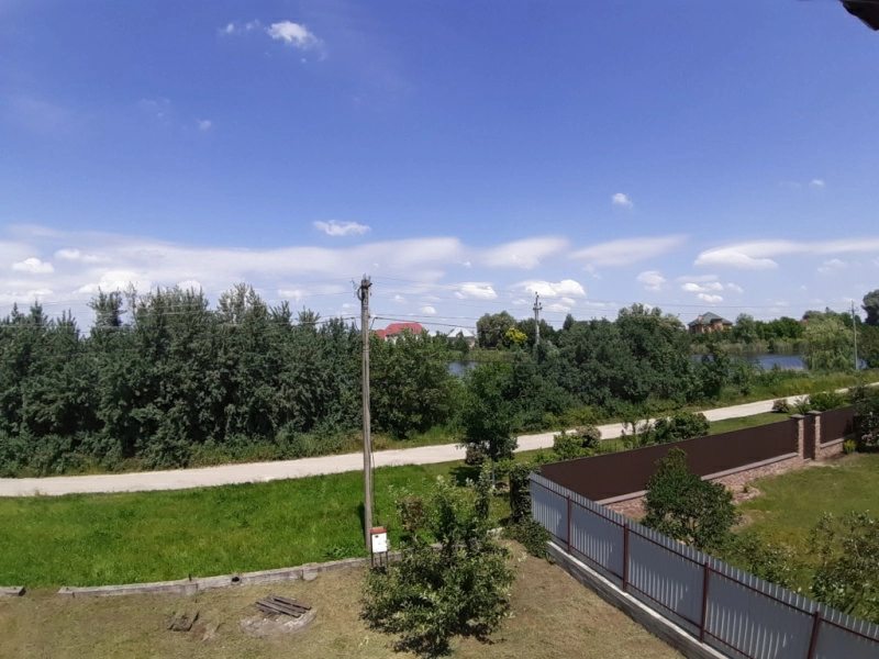 House for sale. 5 rooms, 220 m², 2 floors. 6, Kvytneva, Brovary. 