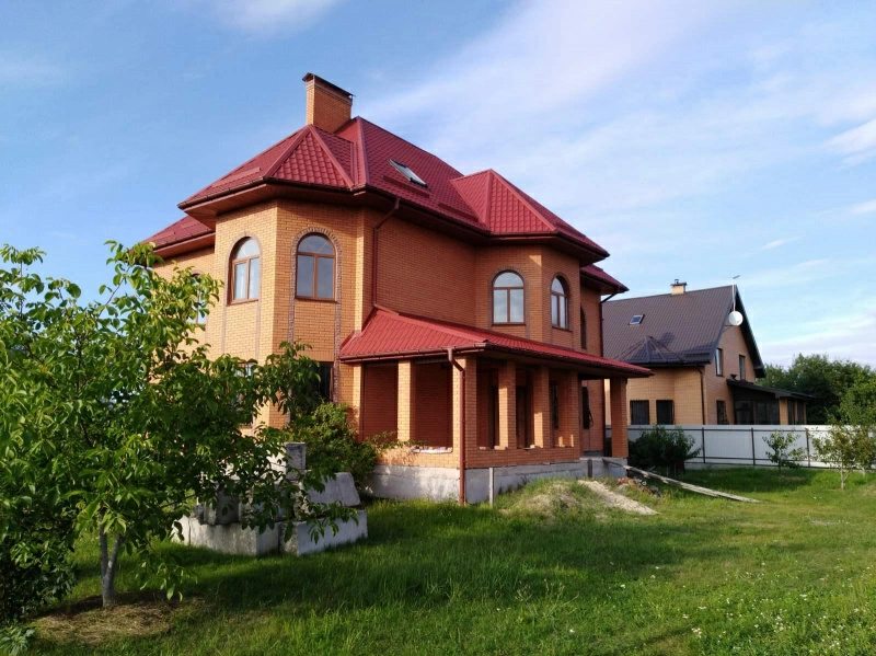 House for sale. 5 rooms, 220 m², 2 floors. 6, Kvytneva, Brovary. 
