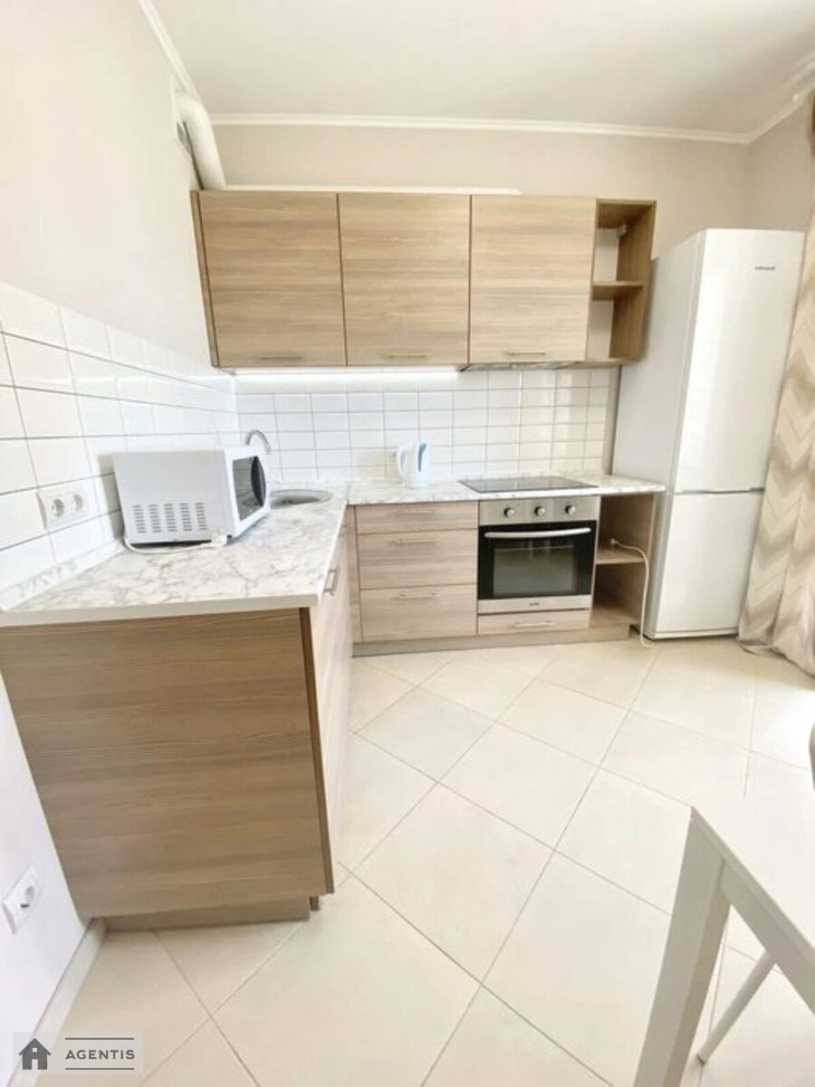 Сдам квартиру 1 комната, 37 m², 19 эт./27 этажей. 14, Петра Калнишевського вул. (Михайла Майорова), Киев. 