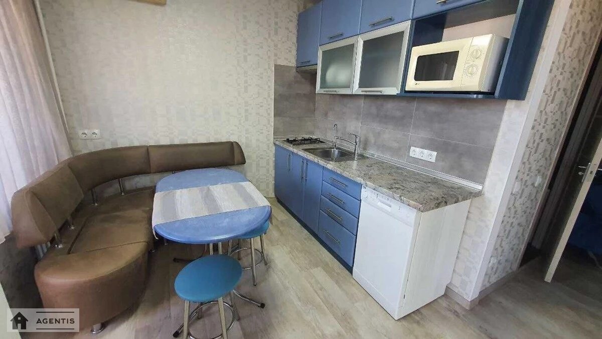 Сдам квартиру 1 комната, 35 m², 16 эт./16 этажей. 49, Юрія Іллєнка вул. (Мельникова), Киев. 