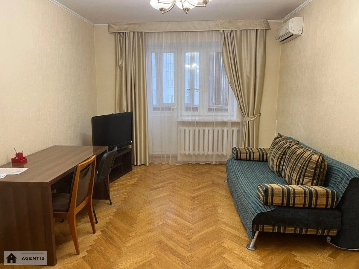 Сдам квартиру 2 комнаты, 80 m², 10 эт./18 этажей. 24, Срибнокильская 24, Киев. 