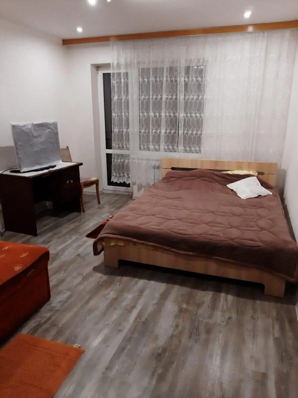 Сдам квартиру. 1 room, 36 m², 1st floor/9 floors. 31, Закревского Николая 31, Киев. 