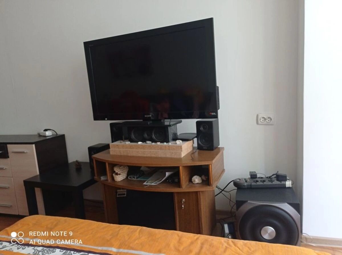 Apartment for rent 1 room, 40 m², 1st fl./9 floors. 27, Beresteyskyy prosp. Peremohy, Kyiv. 