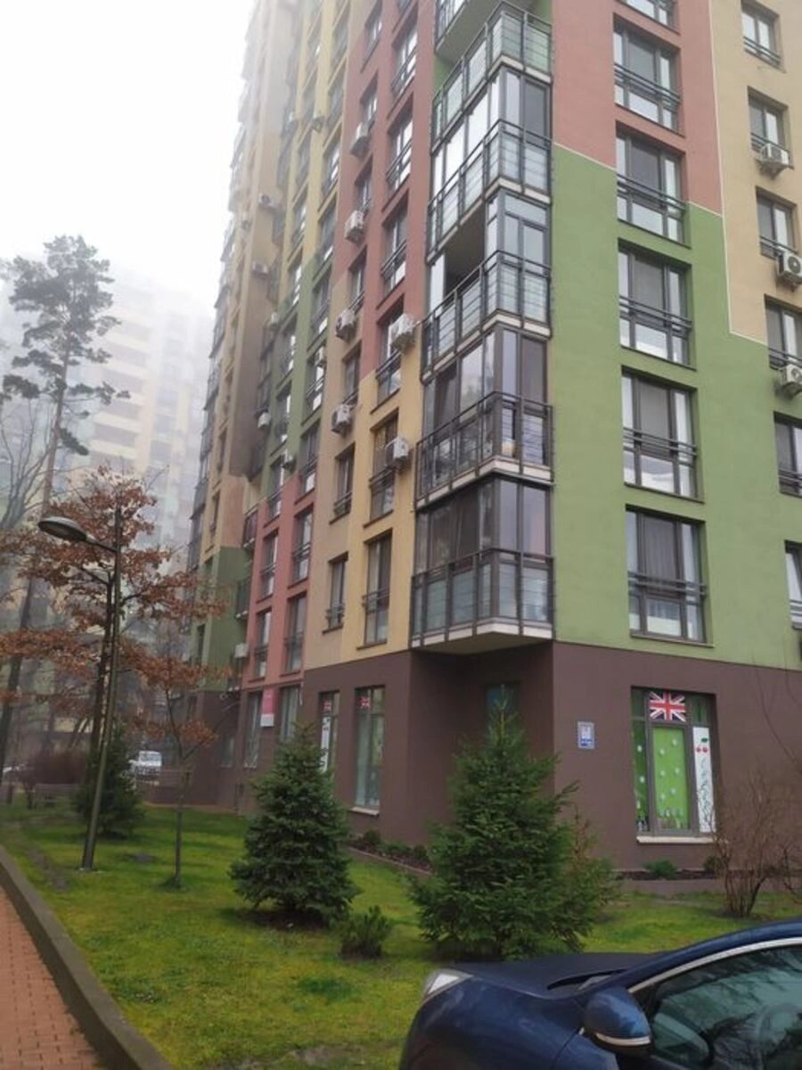 Apartment for rent 1 room, 38 m², 10th fl./16 floors. Anatoliya Petrytskoho vul., Kyiv. 