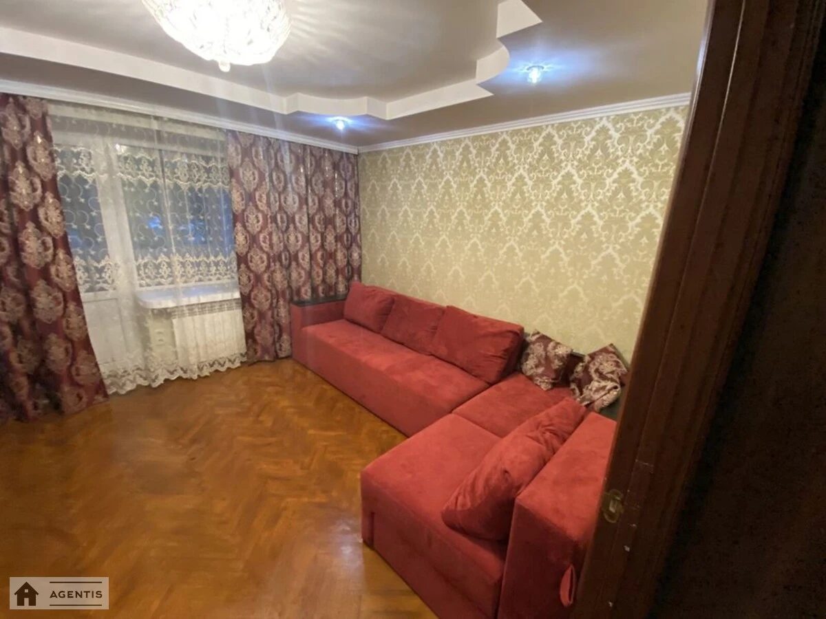 Здам квартиру 2 кімнати, 52 m², 2 пов./9 поверхів. 12, Гетьмана Кирила Разумовського вул. (Миколи Краснова), Київ. 