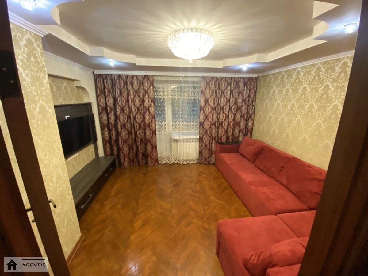 Здам квартиру 2 кімнати, 52 m², 2 пов./9 поверхів. 12, Гетьмана Кирила Разумовського вул. (Миколи Краснова), Київ. 